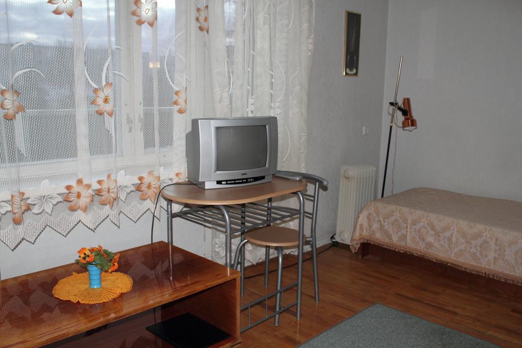 Hotell Paeaesuke Jõhvi Δωμάτιο φωτογραφία